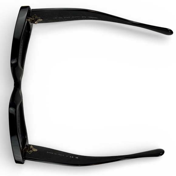 CHANEL RECTANGLE SUNGLASSES Acetate, Black & Gold - Lens Gray, Gradient - Picture 8 of 15
